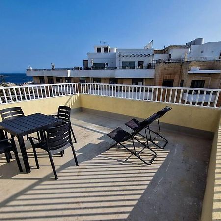 Apartmán Comfy And Cosy. St. Paul's Bay Exteriér fotografie